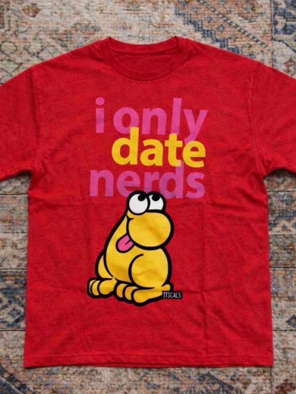 Gildan Red Short Sleeve Graphic Tee with Yellow Cartoon